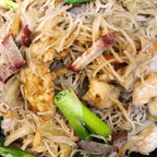 Best A delicious stir-fried rice noodles in New Berlin, WI