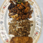 Best General Tso's Chicken Combo Platter in New Berlin, WI